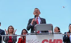 CHP Genel Başkanı Özgür Özel, Manisa'da halk buluşmasına katıldı