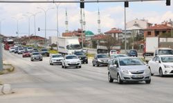 Afyonkarahisar-Antalya kara yolunda bayram tatili yoğunluğu artıyor