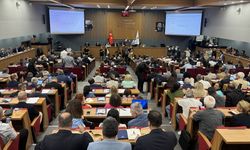 İzmir Büyükşehir Belediyesinin yeni dönem ilk meclis toplantısı yapıldı