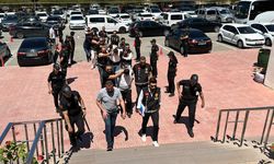 Bodrum'da 1 kişinin öldüğü silahlı kavgayla ilgili yakalanan 6 zanlıdan 3'ü tutuklandı