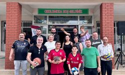 Aydın Beşiktaşlılar Derneği üyeleri, engelli öğrencileri ziyaret etti