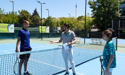 Manisa'da 14 Yaş Bahar Kupası Türkiye Serisi Tenis Turnuvası başladı