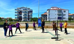 Uşak Üniversitesi öğrencilerinden özel öğrenimli öğrencilere Badminton eğitimi