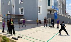 Uşak Üniversitesi öğrencilerinden özel öğrenimli öğrencilere yönelik Badminton ve mini golf turnuvası