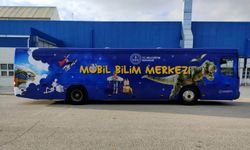 Gediz’de Milli Eğitim Bakanlığının Mobil Bilim Merkezi Açtı