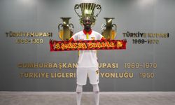 Göztepe, orta saha oyuncusu Isaac Solet'i transfer etti