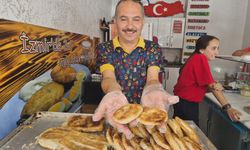 Turgutlu'da kan bağışçılarına boyoz ikram edildi