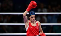 Milli boksör Hatice Akbaş, Paris 2024'te adını finale yazdırdı