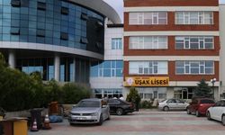 Uşak Eğitim Sen’den Uşak Lisesi’nde cübbeli derse tepki