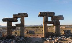 Blaundus, dünyaca ünlü Stonehenge’yi andırıyor