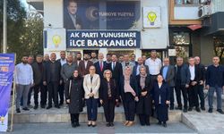 AK Parti Grup Başkanvekili Yenişehirlioğlu, Manisa'da ziyaretlerde bulundu