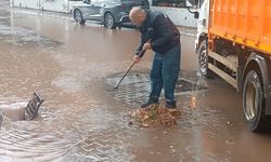 Muğla'da sağanak hayatı olumsuz etkiledi