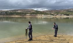 Uşak'ta kamp yapmak için gölet kenarına giden Gökhan Tokay'dan haber alınamıyor