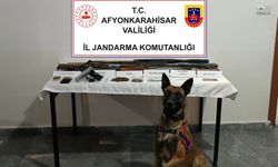 Afyonkarahisar'da uyuşturucu operasyonunda 3 şüpheli yakalandı