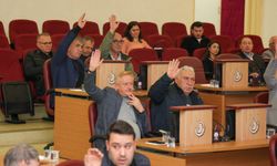 Uşak Belediye Meclisi CHP Grubu'nda yanlış kararlara olur vermeyenler çıkmaya başladı!
