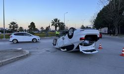 Denizli'de iki otomobilin çarpıştığı kazada 3 kişi yaralandı