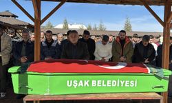 Uşak'ta silahlı saldırıda ölen çocuk defnedildi