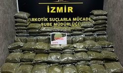 İzmir'de 102 kilo 50 gram sentetik uyuşturucu ele geçirildi