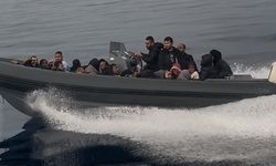 İzmir'de 46 düzensiz göçmen yakalandı