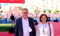 CHP Uşak Milletvekili Ali Karaoba, İzmir Gündoğan mitingine katıldı