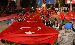 Uşak'ta Fener Alayı yürüyüşünde Samsun'da yanan ateş hissedildi
