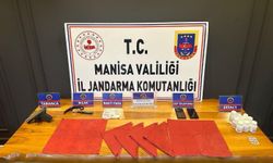 Salihli'de yasaklı madde ticaretinden 2 kişi tutuklandı