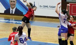 İzmir Büyükşehir Belediyespor: 37 - Yenimahalle Belediyespor: 41