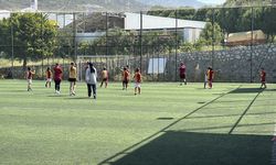 Bodrum'daki anneler Galatasaray Futbol Okulu'nda çocuklarıyla futbol maçı yaptı!