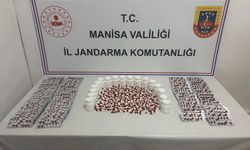 Jandarma Manisa'da 1637 sentetik ecza hap ele geçirdi
