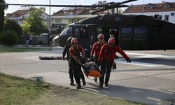 Fethiye'de kayalıklara düşen yamaç paraşütçüsü Yahor Savich kurtarıldı