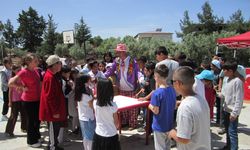 Uşak Üniversitesi Denizli'de  çocuk şenliği düzenledi