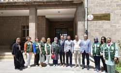 Afyonkarahisar'da Yeşilay çocukların yüzünü güldürdü