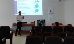 Manisa'da üniversite öğrencilerine tütünle mücadele semineri