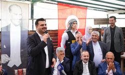 AK Partili Eyüp Kadir İnan, İzmir'de Şanlıurfalılarla buluştu