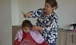 Kanseri yendikten sonra köylerde ücretsiz kuaförlük hizmeti veriyor