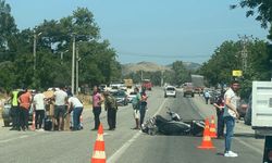 İzmir'de iki motosiklet çarpıştı, 3 kişi yaralandı!