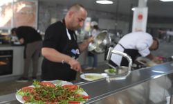 Adliye'nin aşçıları İzmir'de yarıştı!