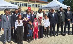Afyonkarahisar'da öğrenciler karnelerini aldı