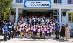 Uşak'ta 65 bin 245 öğrenci karnesini aldı!