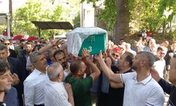 AK Parti Kütahya İl Başkanı Erenler'in annesi Azize Çetin son yolculuğuna uğurlandı