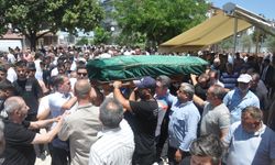 İzmir'de kazda hayatını kaybeden motosiklet sürücüsü defnedildi