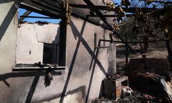 İzmir'deki yangında ev ve ağılları kullanılamaz hale gelen mahalle sakinleri yaşadıklarını anlattı
