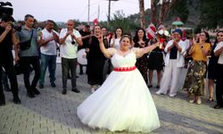 Muğla'da down sendromlu Nilay'a düğün töreni yapıldı