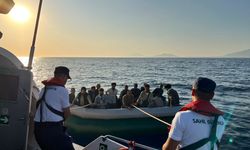 Muğla açıklarında 14 düzensiz göçmen kurtarıldı