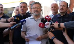 Bakan Yumaklı, İzmir'deki yangınlara ilişkin açıklama yaptı