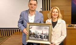 Uşak'ta sanayici ve ihracatçı için Türk Eximbank destekleri hakkında toplantı yapıldı