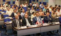 İzmir'de KOBİ'ler ABD yatırımı ilgili bilgilendirildi