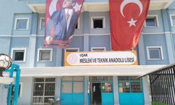 Uşak'ta çocuğu iyi bir okul kazanamayan veliler, tüm tuşlara basmaya başladı! Meslek lisesi de iyi bir alternatif!