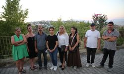 İzmir'de depremzedelerin evlerinde su ve elektrik kesildi