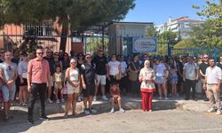 İzmir'de iki okulun birleştirilmesine veliler tepki gösterdi